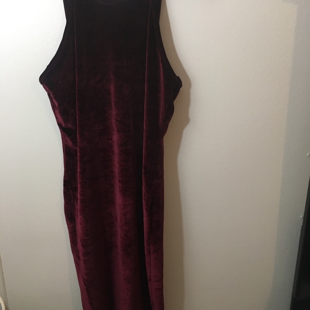 Dress - Picture 2 of 4